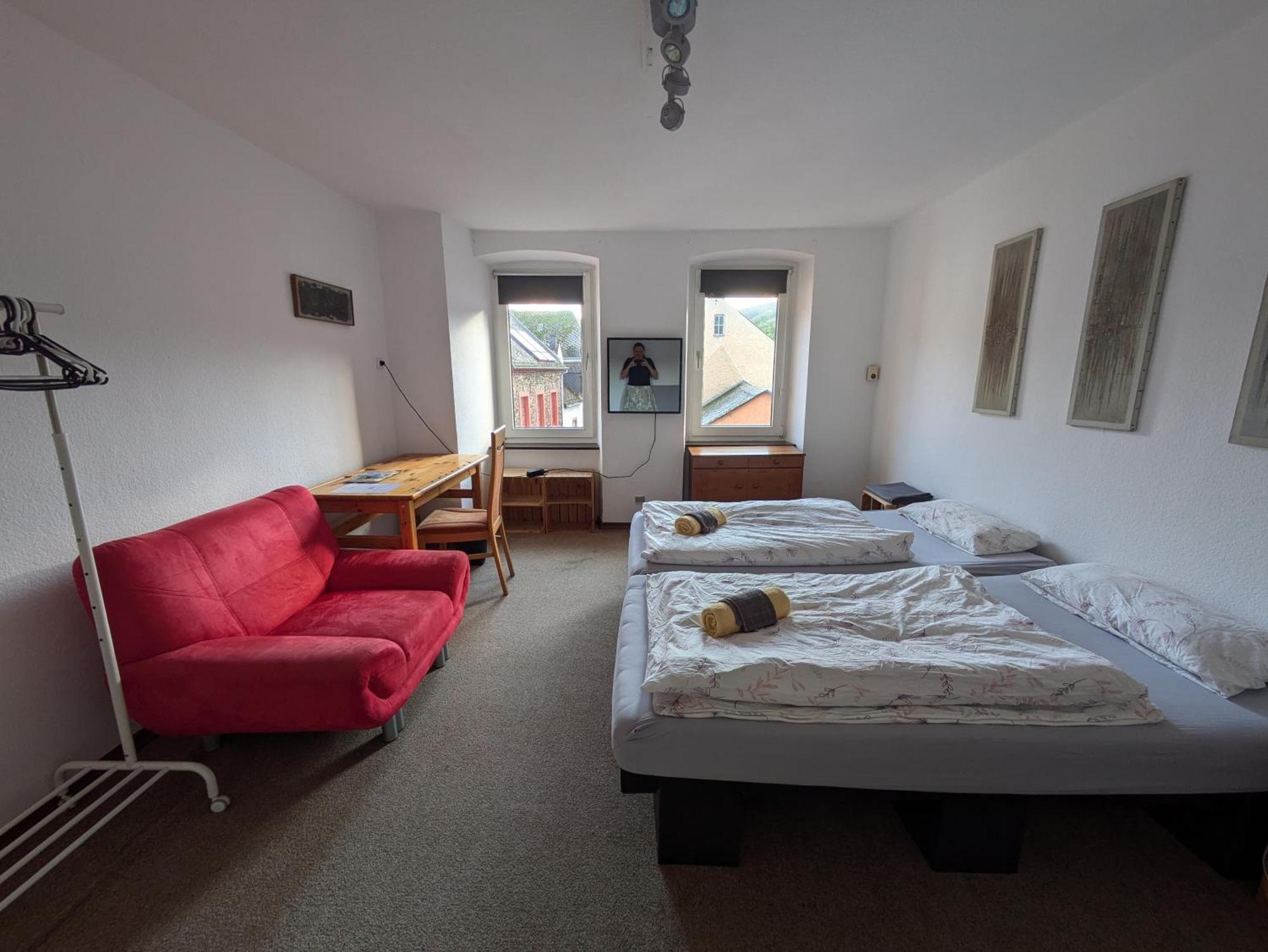 Monkey Factory - Mini Home-Stay Hostel Traben-Trarbach Camera foto