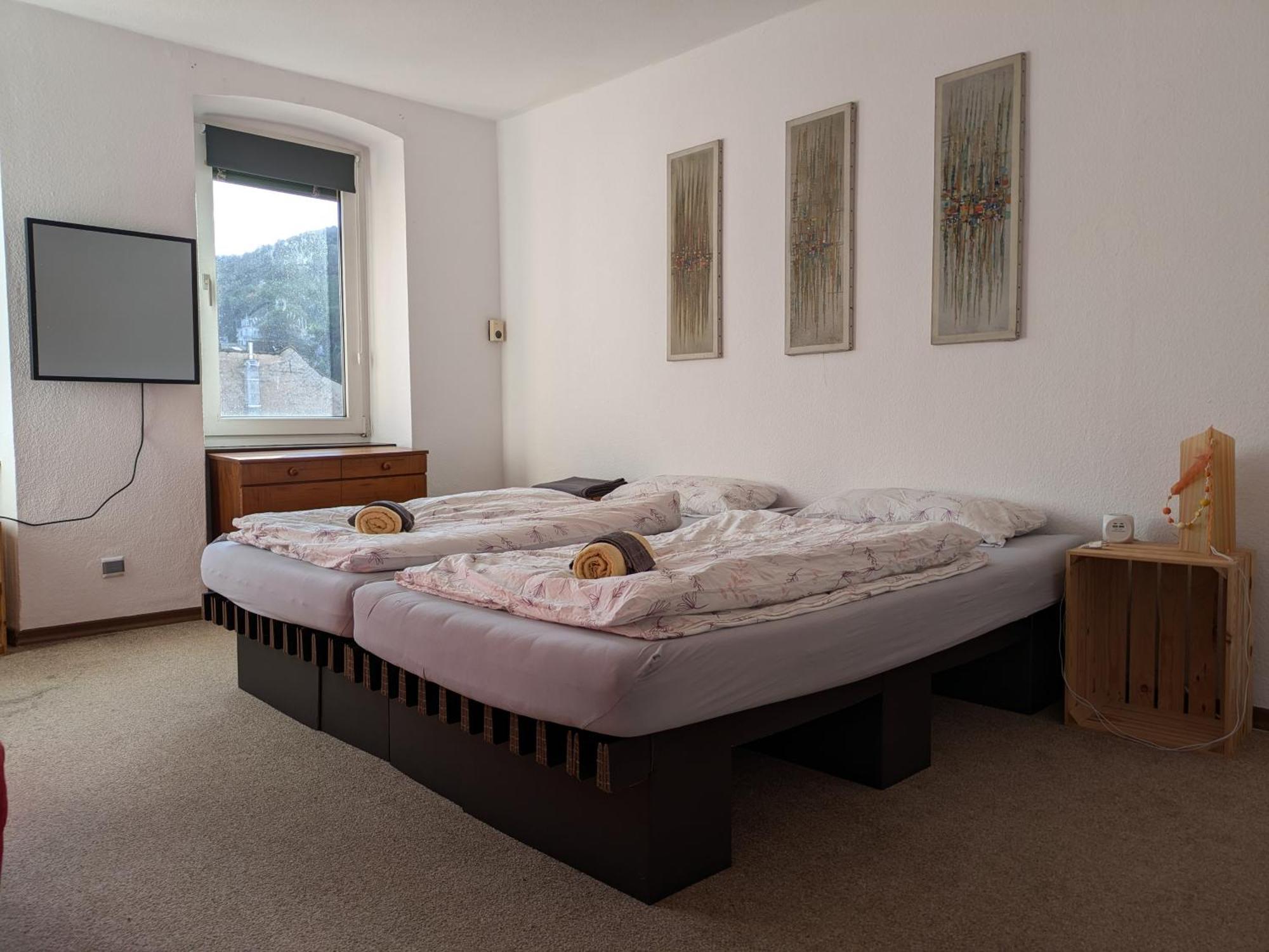 Monkey Factory - Mini Home-Stay Hostel Traben-Trarbach Camera foto